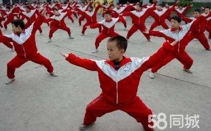 霍元甲,黄飞鸿,这些武术大师能打败散打运动员吗？