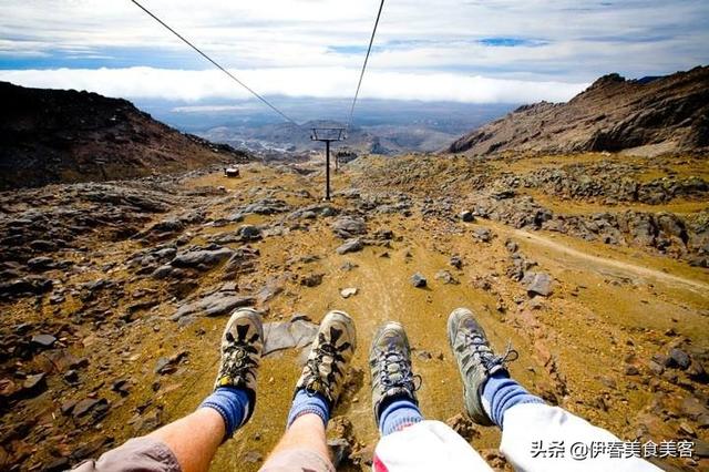 梦见发愁的事情解决了,疫情快过去了，又为生计发愁了，该怎么办？