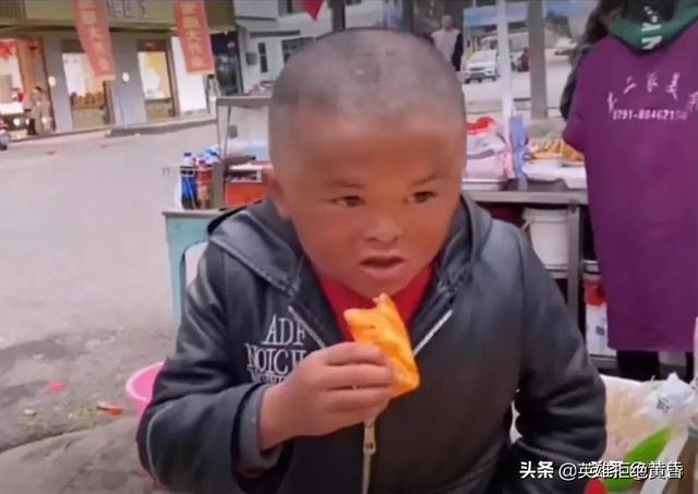 马云女儿:“小马云”被送回江西老家引关注，他被“寄养”到企业违法吗？