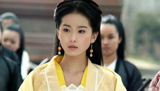 小龙女彤彤图片:好爸爸人设的背后，你真以为张碧晨未婚生女这事这么单纯吗？