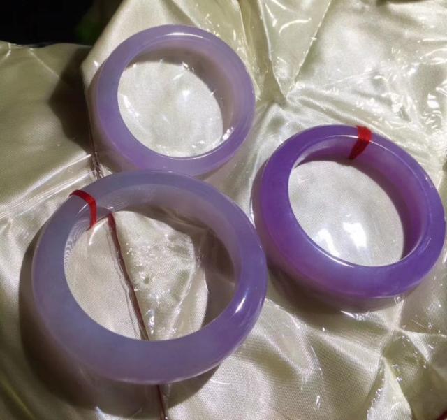 手镯54适合多少斤戴,一般人戴手镯需要多少圈号？