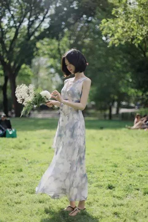晚安的句子190123：喜欢冬天却讨厌冷，就像喜欢你却害怕伤心