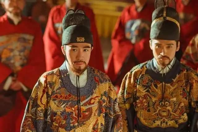 明代皇帝朱由校传位给弟弟朱由检是因为前者没有儿子吗