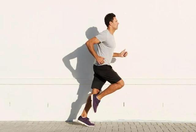 长期坚持跑步的人，身体会产生哪些变化？