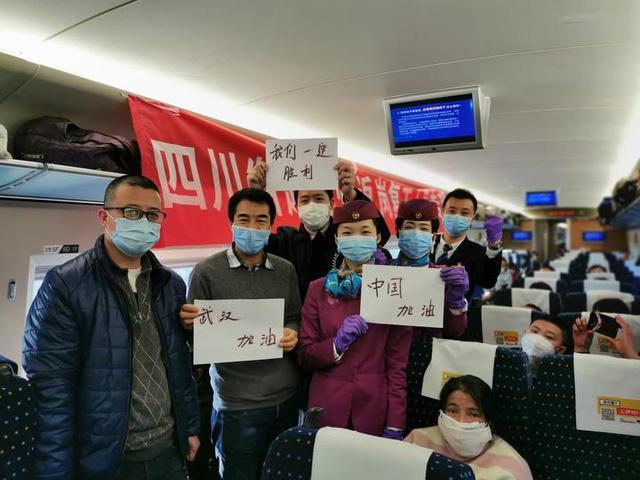 定西地震惊现狗坚强:地震前，猫猫狗狗会有什么特殊的反应？