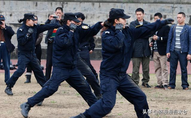 武警、特警和特种部队有什么区别？什么情况出动武警、特警和特种部队？插图17