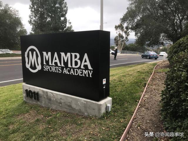 虾叔关海山:有哪些明星的离世让人看到“人走茶凉”？