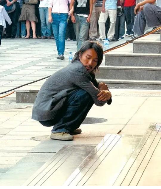 莫文蔚老公是谁:周星驰一直没有结婚，他在等谁？