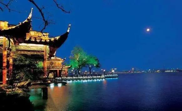 西湖十景你最喜欢哪一景？