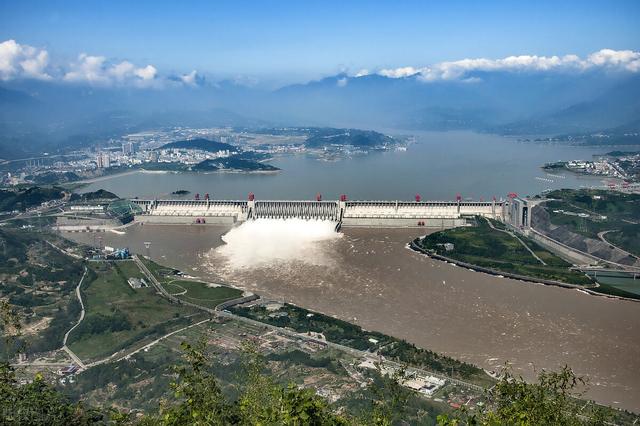 十大水怪之谜，三峡大坝有多少“成精”的生物