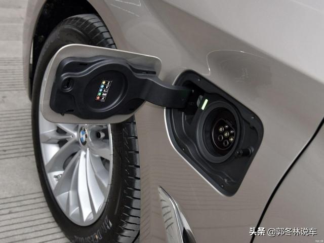宝马5系新能源汽车怎么样，宝马五系油电怎么样五系锂电池