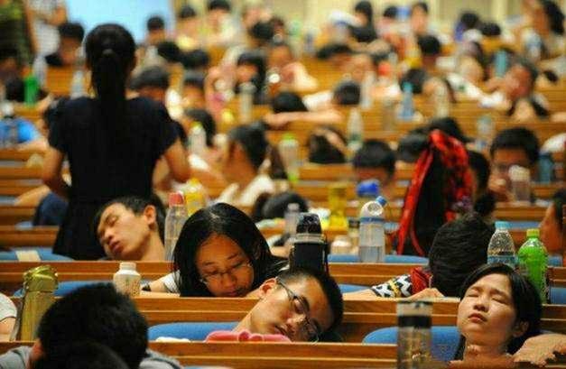 现在的大学<a href=https://maguai.com/list/69-0-0.html target=_blank class=infotextkey>高校</a>存在什么问题