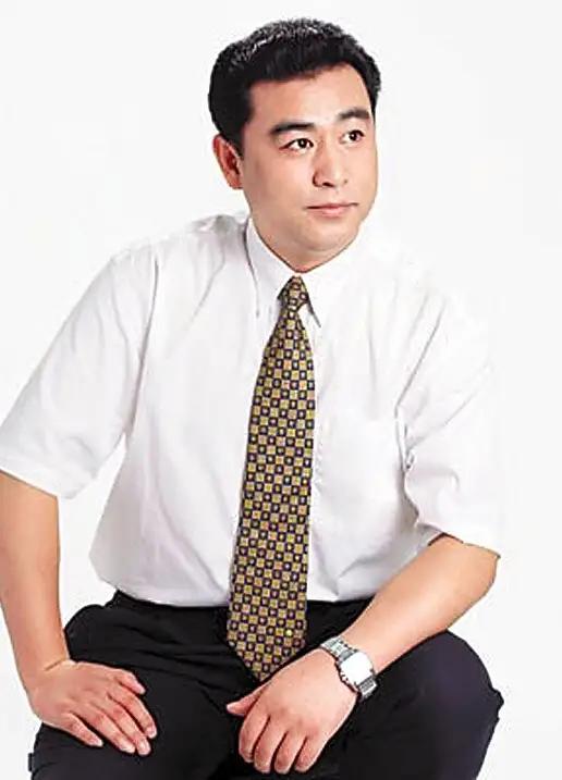 张宏民:58岁央视前名嘴张宏民现在过得怎么样了？