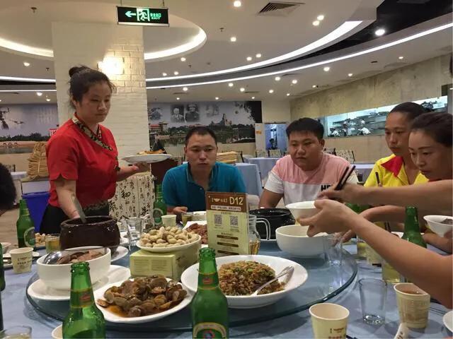 赵英俊去世原因:为什么有些粉丝十万百万甚至千万的自媒体大咖，突然就断更了呢