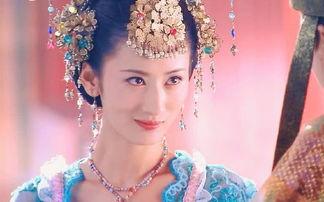 有哪些描写女人眼睛的美妙诗句？