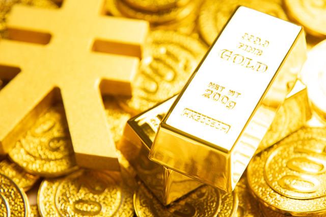 如果某个国家突然多了一个超大型的金矿,世界经济会发生什么变化？