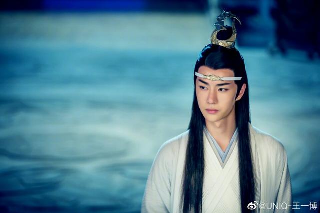 《陈情令》中,王一博的演技如何？这部电视剧大火,是因为演员的演技还是流量撑起来的？