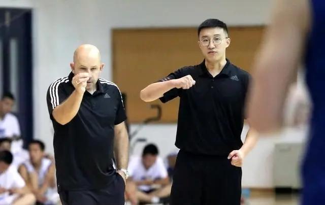 韩长斌:北京首钢主教练未归，竭立彬或正式上位，秦晓雯无计可施了吗？