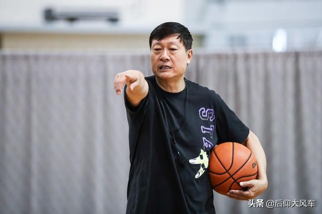 闵鹿蕾:闵鹿蕾为什么现在不出山执教了到底因为什么