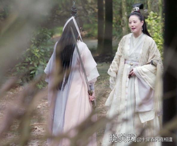 纪晓芙:如果纪晓芙没有死当上了峨眉掌门，她会变成和周芷若一样吗？