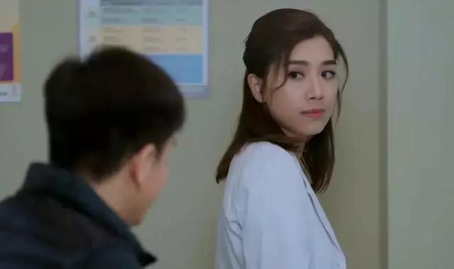 邓佩仪:你觉得《降魔的2.0》这部剧好看吗？如何评价？