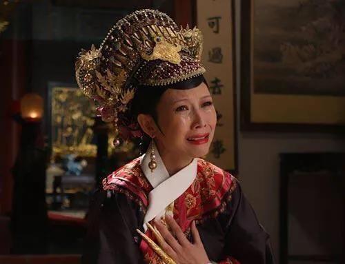 如果你在坐飞机的时候发现坐在你旁边的人是蔡少芬，你想说什么？
