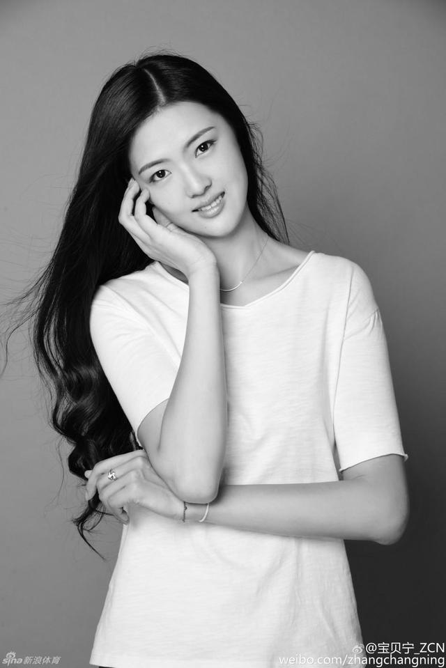 周晓兰:中国女运动员里面哪个最好看？男运动员哪个最帅？