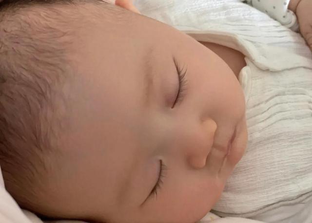 如何看待不给婴儿喝水，不把尿等现代育儿观念？插图4