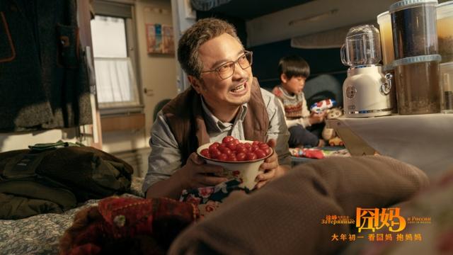 欧丽娅:说实话，你觉得《囧妈》到底好不好看？在你心目中能打几分？