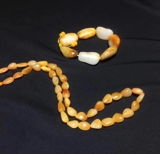 黑色的玉石值钱吗,为什么越贵的玉石越要用黑色挂绳？