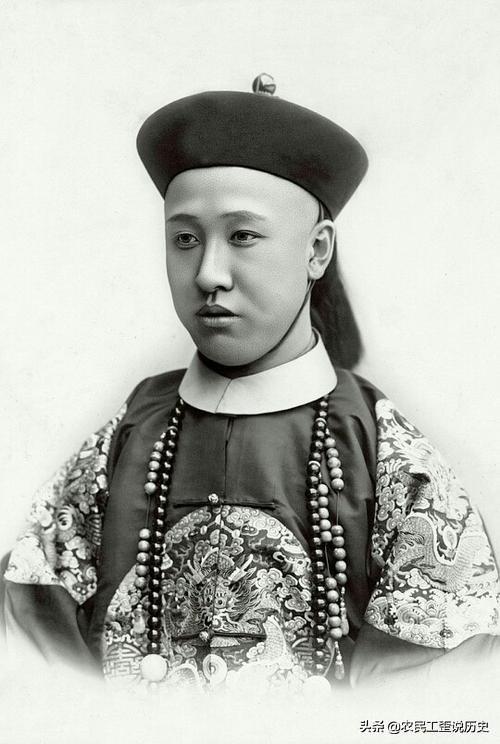 大玉儿简介:孝庄真的嫁给多尔衮了吗？为什么多尔衮被称为“皇父”？
