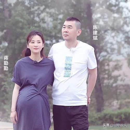 蒋勤勤和陈建斌:如何评价蒋勤勤和陈建斌夫妇之间的相处模式