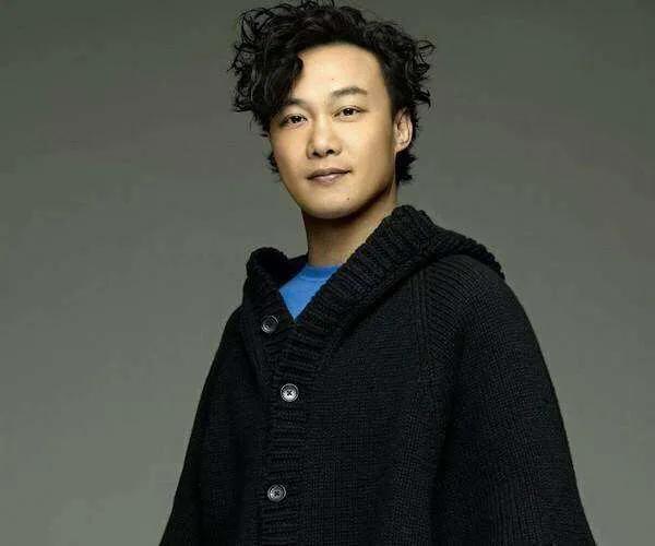 杨千嬅黄伟文:听过《最佳损友》的人，是否也有过类似的感触和经历