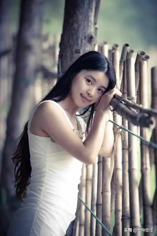 刘璇第1任老公是谁:孟晚舟的丈夫是谁啊？我比较好奇什么样的男人能配得上优秀的她？