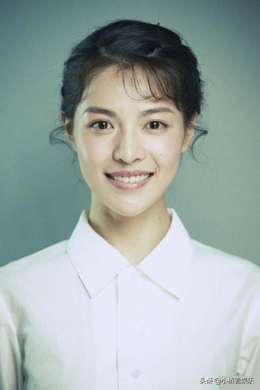 杨幂隆胸前后:为什么现在的女孩，已经长得很漂亮了还去整容？