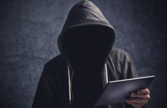 什么专业可以当黑客，是不是软件工程精通了就能当黑客了呢