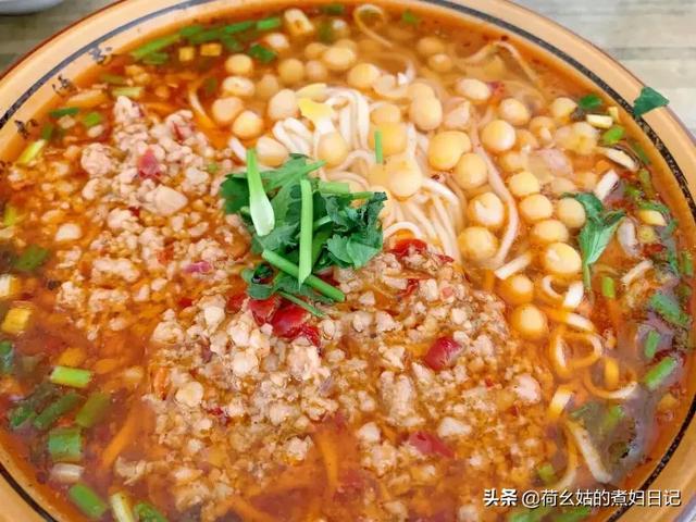 沉香豌肉段,重庆的豌杂面里的豌豆怎么做