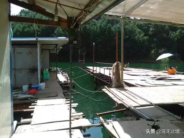 海钓活饵可以用泥鳅:筏钓中，他们挂泥鳅做钓饵，效果真的有那么好吗？
