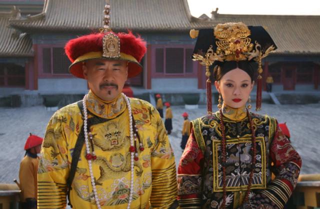 瑞秋的孩子是谁的:甄嬛为什么不告诉果郡王，其实胧月和灵犀都是他的孩子？