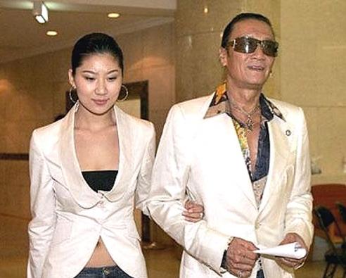 谢贤女朋友:跟谢贤分手后得到二千万的coco，如今是什么状态？