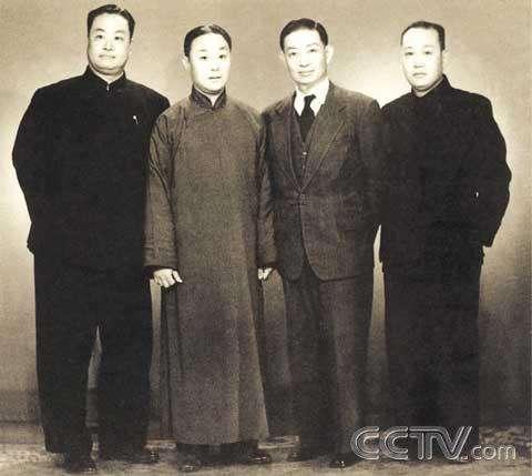 京剧六月雪图片:京剧各派现在有哪些名家名段？