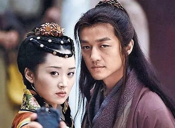 任盈盈死了吗:任我行为什么会突然去世，是受了谁的暗算吗？