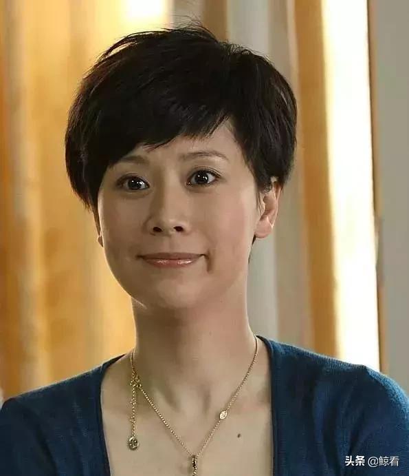 梁静老公:“国民媳妇”当众“卖惨”，中年女演员到底值不值得同情？