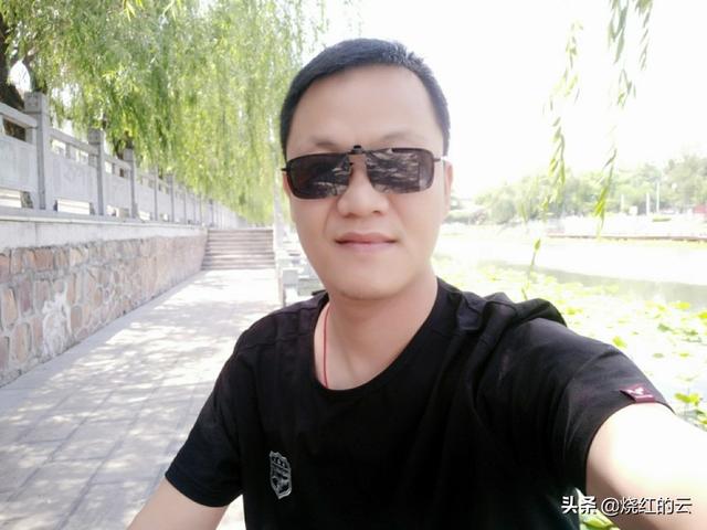 公交车上,如果一个浑身脏兮兮的人坐你旁边,你会嫌弃吗？