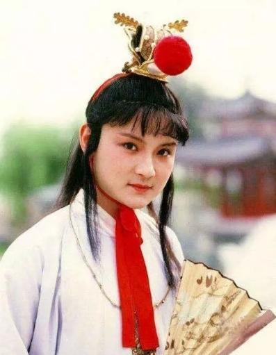 蒋玉菡:《红楼梦》蒋玉菡的红汗巾子为什么又叫茜香罗？