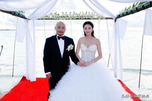 杨幂情史:阿娇，罗志祥，陈冠希等情史丰富，什么原因造成了他们的感情易裂