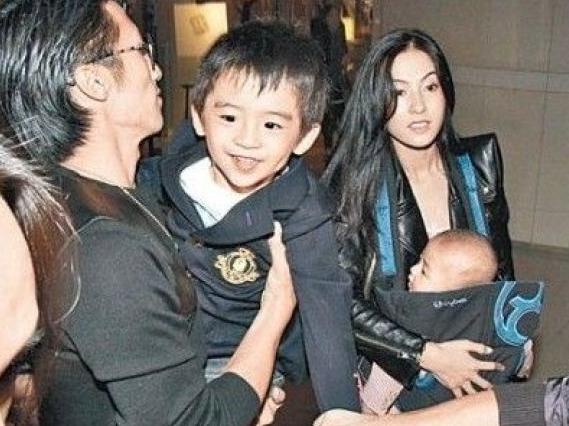 谢婷婷是谁:为什么说谢霆锋生命中的女人狄波拉王菲张柏芝谢婷婷都很有个性？