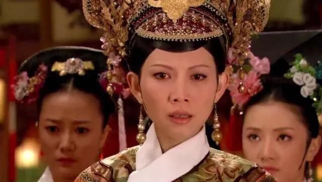 如果你在坐飞机的时候发现坐在你旁边的人是蔡少芬，你想说什么？