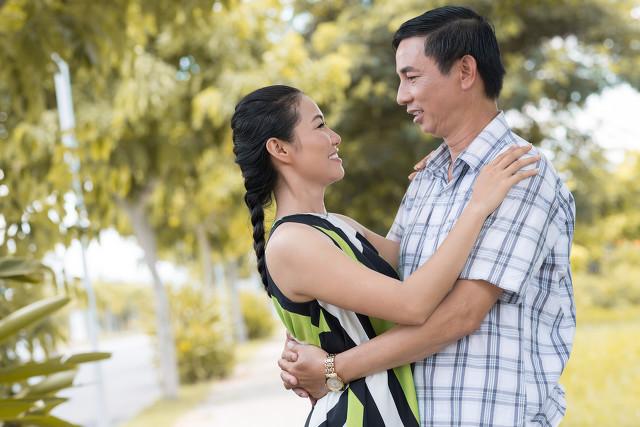 那些年轻时候很拽、很风流的男的,老了还体面吗？