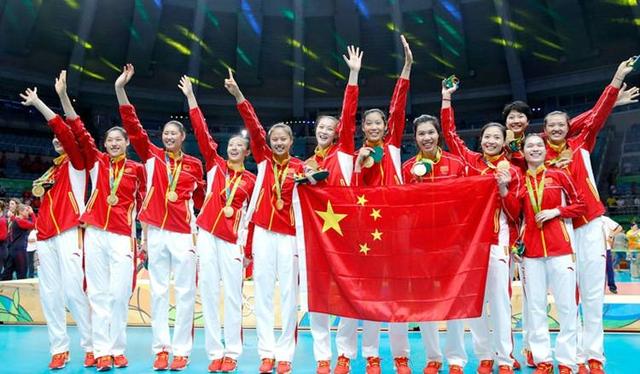 里约奥运会中国:为什么女排里约时人才济济却不占优，19世界杯反而碾压式夺冠？